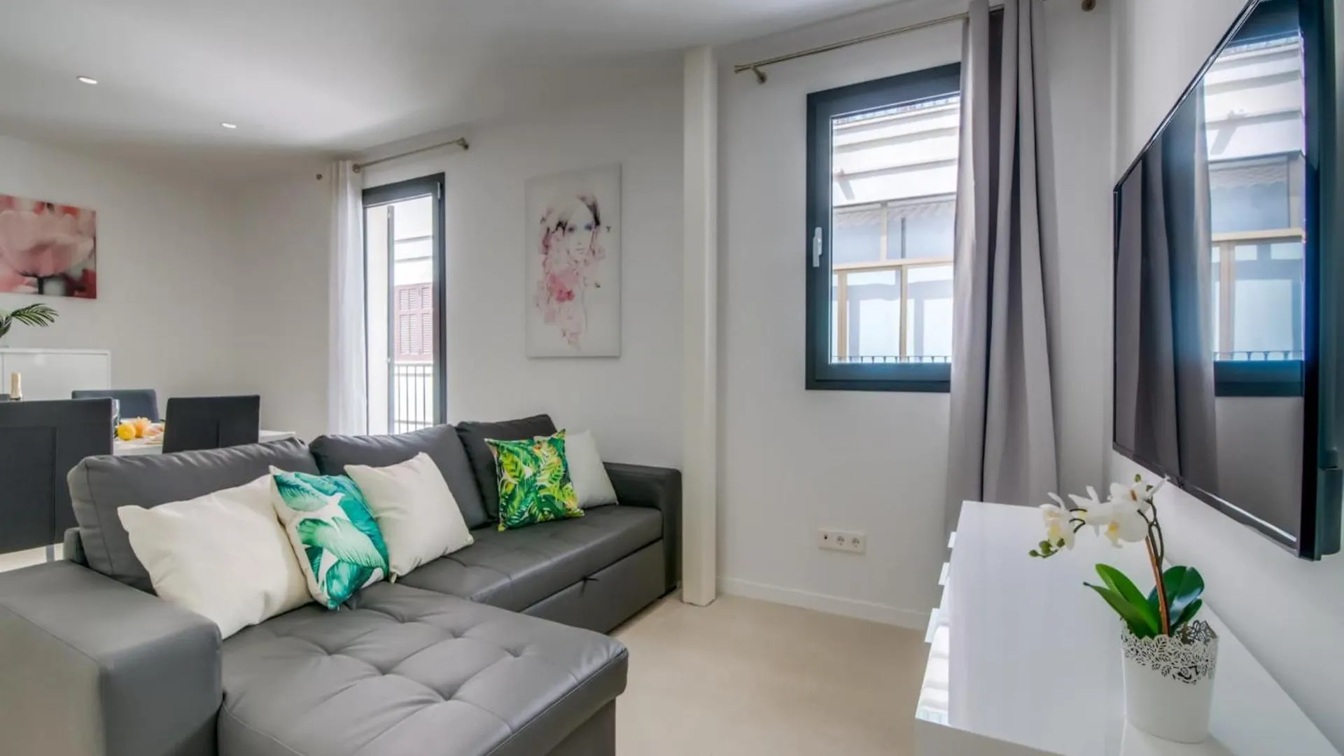 One Bedroom Apartment, Sa Pobla location